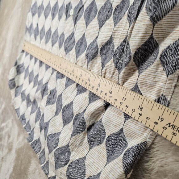 Club Monaco Shirt Geometric Pattern Casual Short Sleeve Button-Up Cotton Size S - Picture 6 of 10